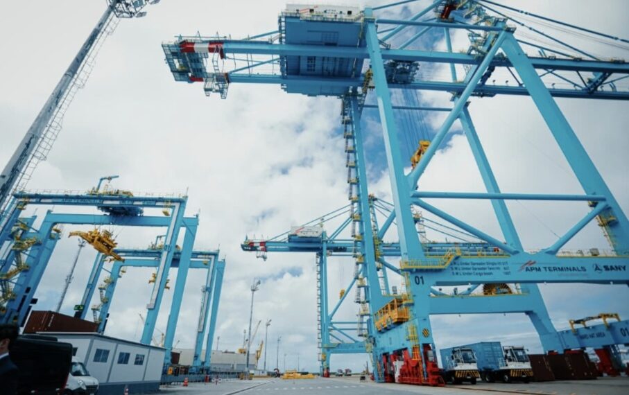 Governo de Pernambuco inaugura primeiro terminal de contêineres eletrificado da América Latina em Suape