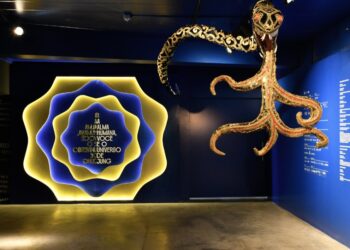 Oficina “Imagem e Palavra” utiliza a arteterapia e a poesia para explorar o inconsciente, em diálogo com a exposição de Carl Jung no Recife